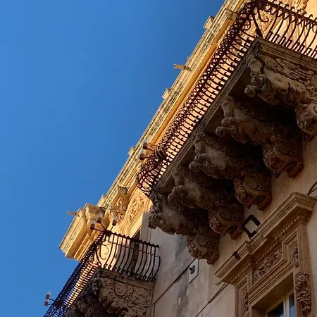 Esperia Luxury Suite & Apartment Noto Apartment
